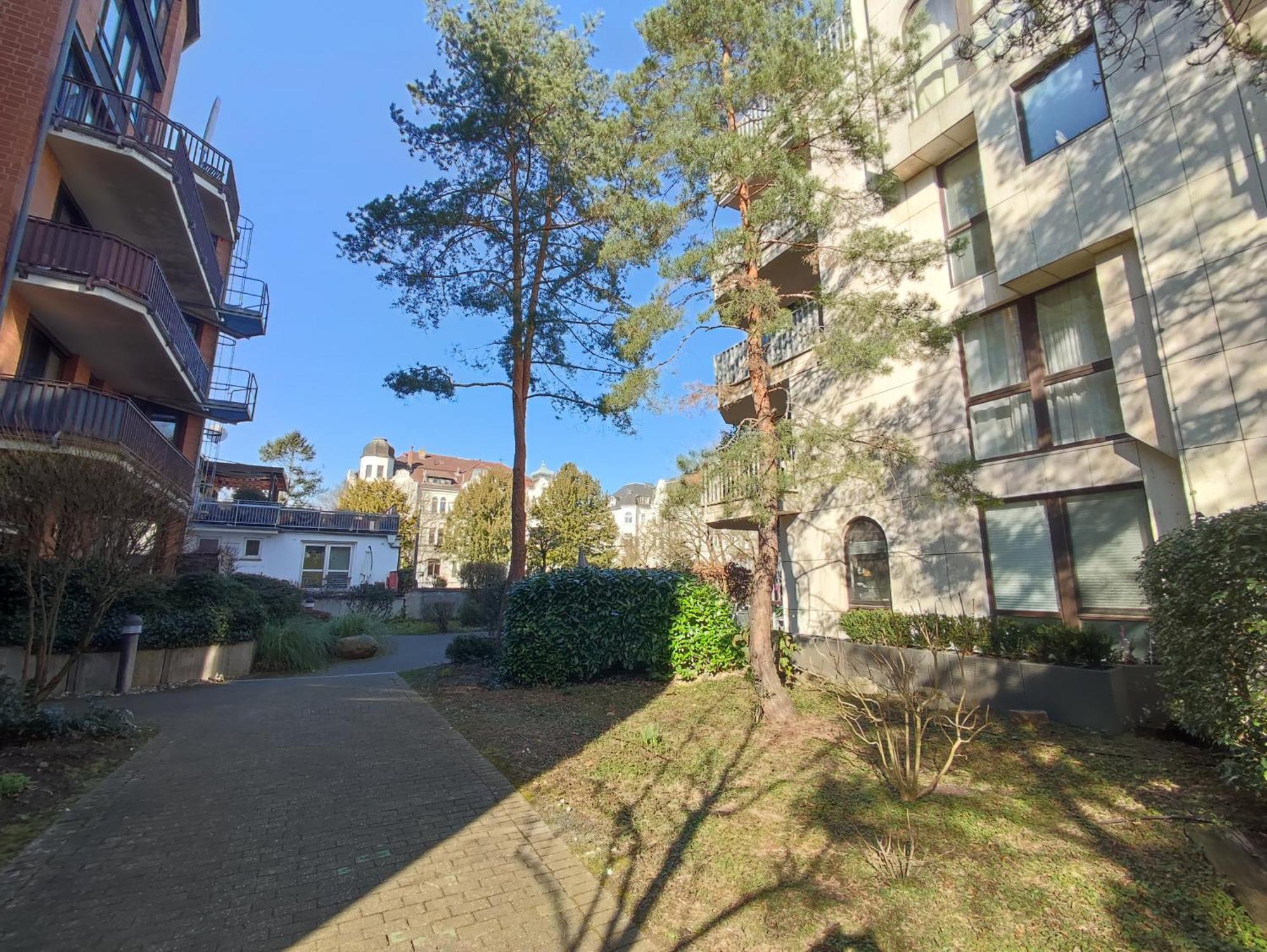 Workation Nature View Mit Balkon, Indoor Pool, Kueche Tiefgarage Auf Anfrage Висбаден Екстериор снимка